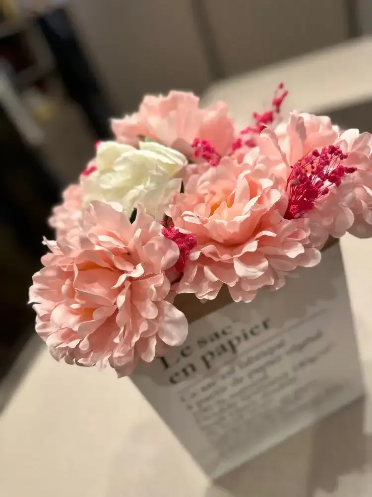 عود الصليب Peony - صورة 5